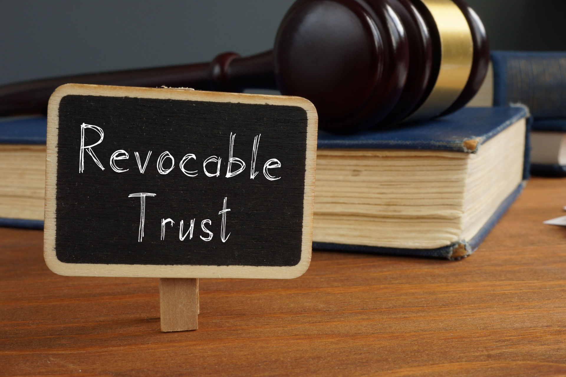 should-you-put-your-florida-property-in-a-revocable-trust-easy